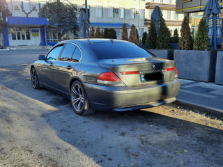 BMW 7 Series foto 2