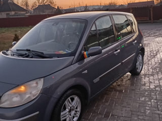 Renault Scenic foto 8