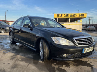 Mercedes S-Class