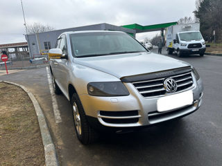 Volkswagen Touareg foto 2