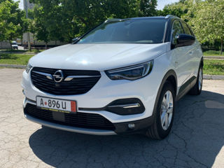 Opel Grandland X foto 1