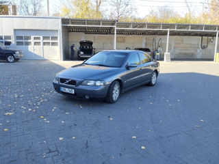 Volvo S60 foto 1