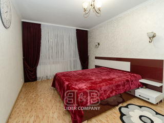 Apartament cu 3 camere, 70 m², Buiucani, Chișinău foto 10