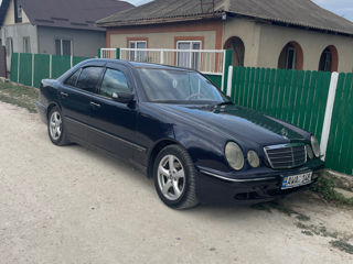 Mercedes E-Class