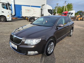 Skoda Superb фото 5