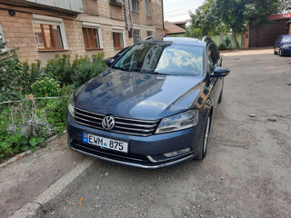 Volkswagen Passat foto 3