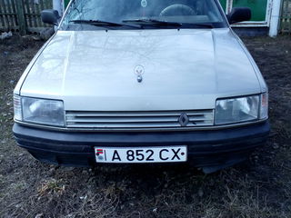 Renault 21 foto 1