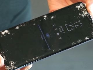 Samsung Galaxy S 8 (G950) Ecranul este crăpat – adă-l la reparat! foto 1