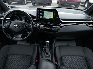 Toyota C-HR foto 7