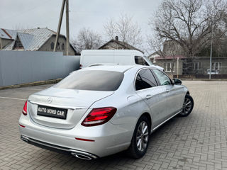 Mercedes E-Class foto 4