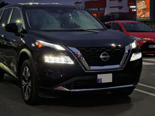 Nissan X-Trail foto 1