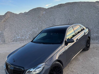 Mercedes E-Class foto 4