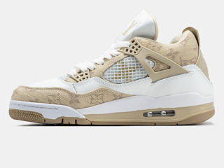 Nike Air Jordan 4 Retro Beige x Louis Vuitton Unisex foto 6