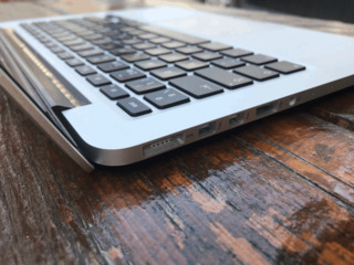 MacBook Pro (Retina, 13-inch) foto 3