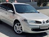 Renault Megane foto 4