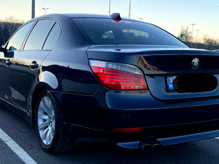 BMW 5 Series foto 6