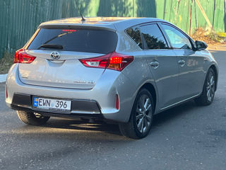 Toyota Auris foto 4