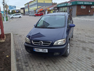 Opel Zafira foto 7