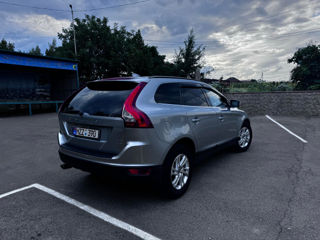 Volvo XC60 foto 9