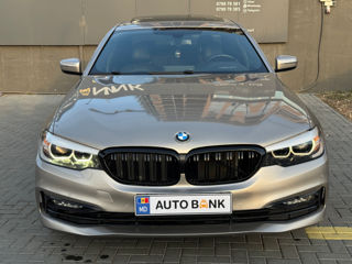 BMW 5 Series foto 2