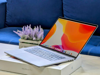MacBook Pro 16 Retina 2020 (Core i9 9980HK/16Gb DDR4/1TB SSD/4Gb Radeon Pro 5500M/16") foto 3