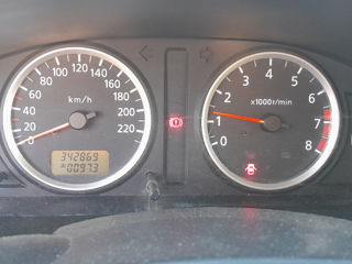 Nissan Almera foto 7