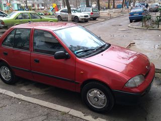 Suzuki Swift foto 6