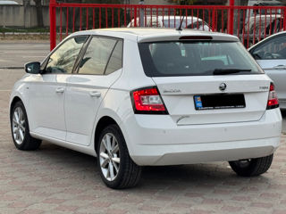 Skoda Fabia foto 3