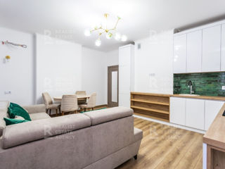 Apartament cu 2 camere, 74 m², Buiucani, Chișinău foto 3