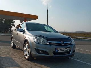 Opel Astra foto 9