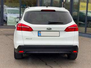 Ford Focus foto 6