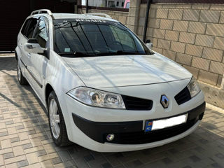 Renault Megane foto 2