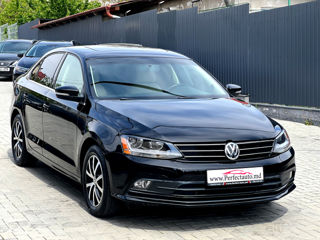 Volkswagen Jetta foto 2