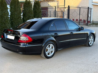 Mercedes E-Class foto 2