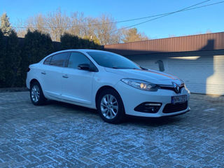 Renault Fluence foto 2