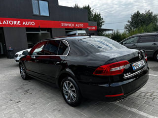 Skoda Superb foto 3