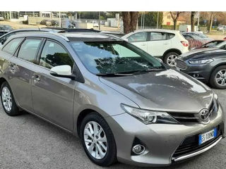 Toyota Auris foto 6