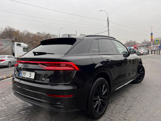 Audi Q8 foto 3