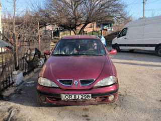 Renault Megane foto 1