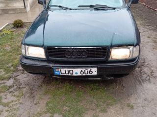 Audi 80