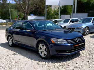 Volkswagen Passat foto 2