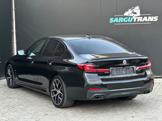 BMW 5 Series foto 6