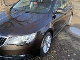 Skoda Superb foto 2