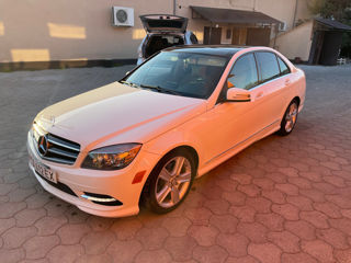 Mercedes C-Class foto 1