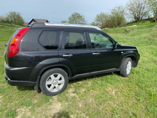 Nissan X-Trail foto 9