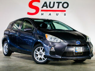 Toyota Prius c foto 3