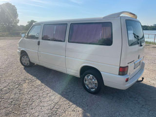 Volkswagen Caravelle foto 9