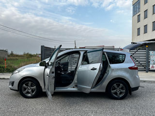 Renault Grand Scenic foto 18