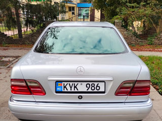 Mercedes E-Class foto 3