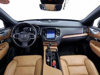 Volvo XC90 foto 19